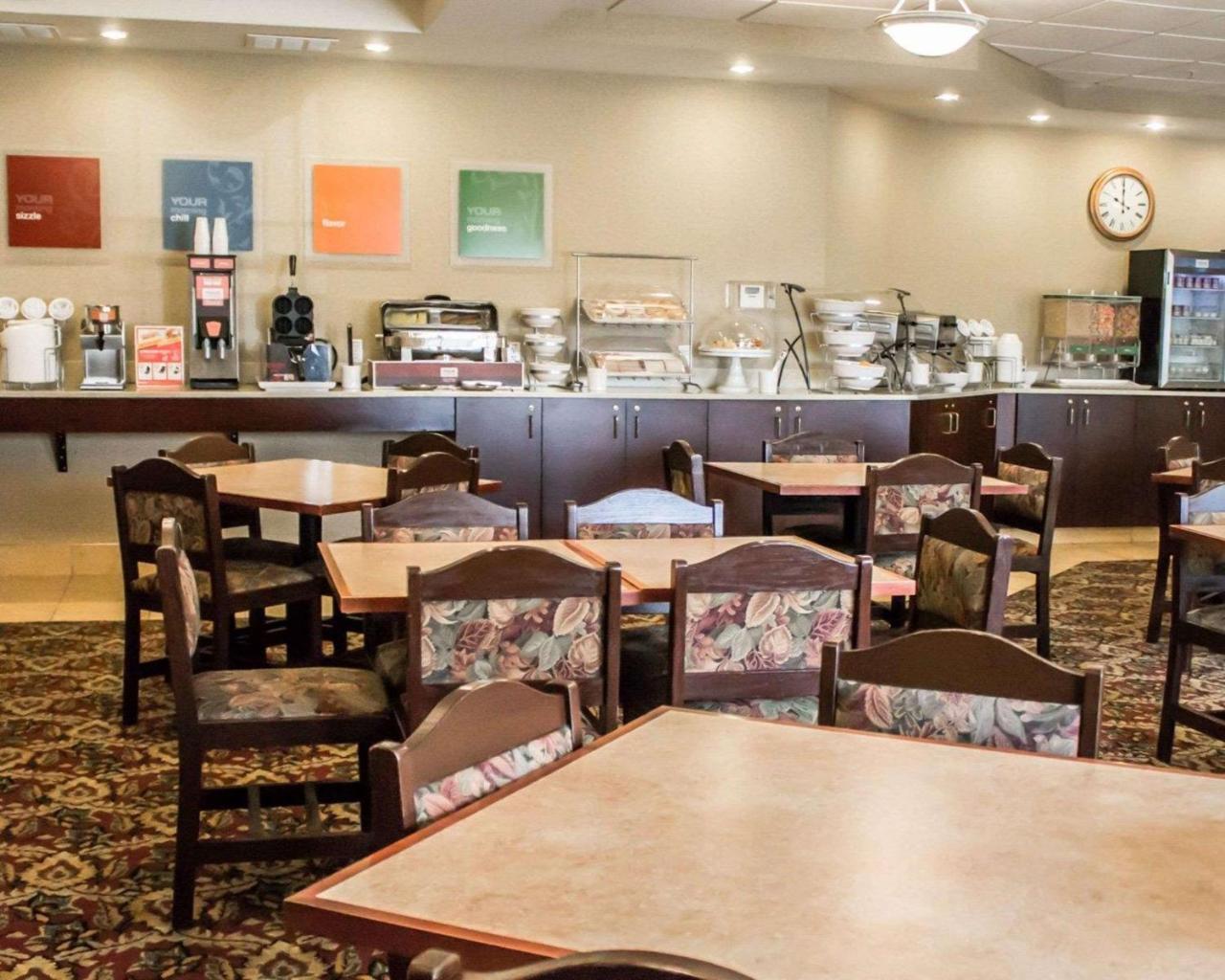 Comfort Suites Lake George - Queensbury Exteriör bild